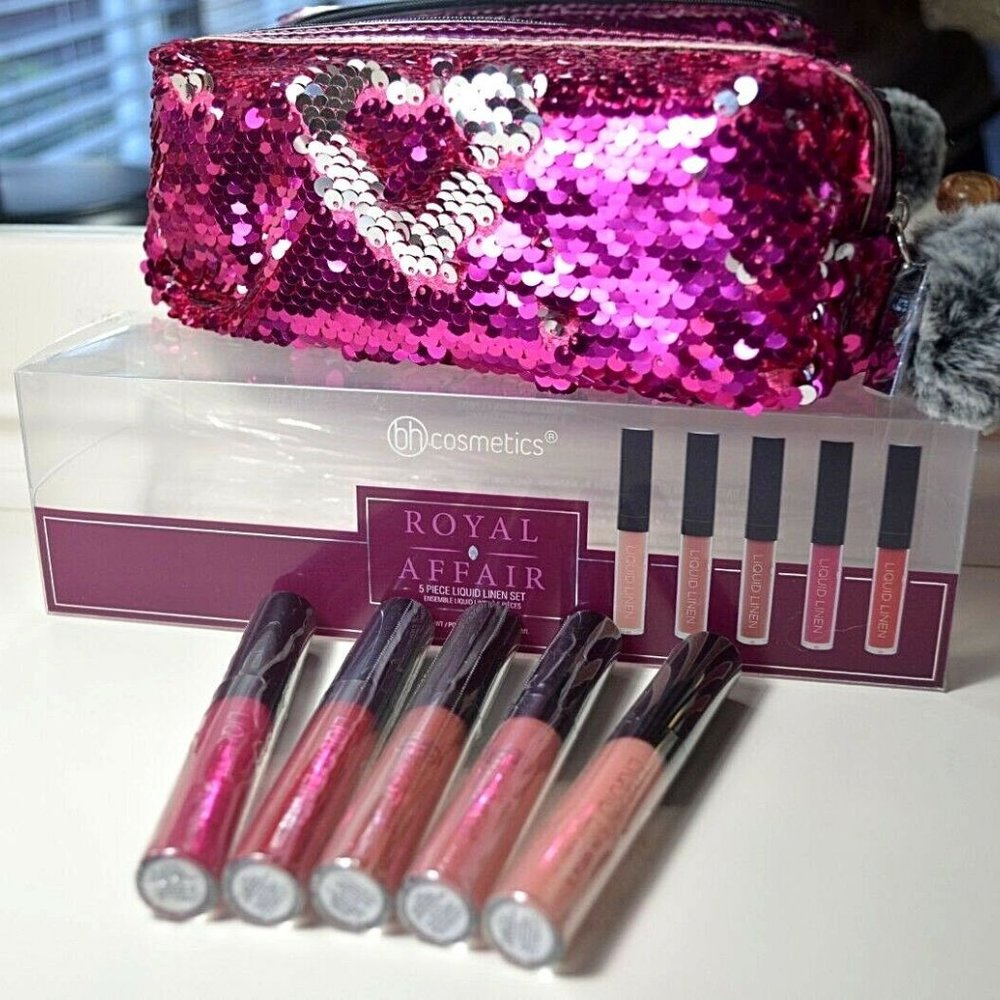 Limited Edition BH Cosmetics Royal Affair 4-Piece Liquid Linen Set w/Bag